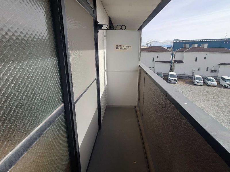 レオパレスビクトル バルコニー