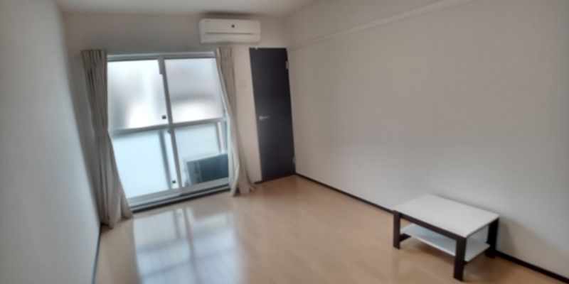 レオネクスト社ノ木 居間