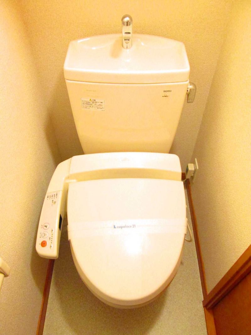 レオパレスヴァンベール トイレ