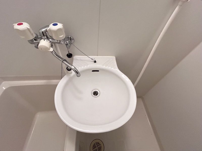 レオパレスアリシア 洗面台