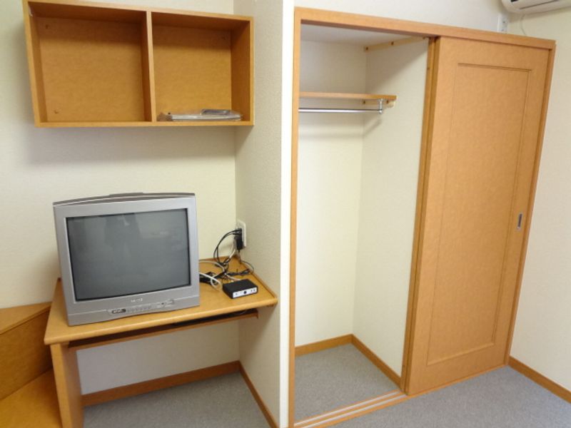 レオパレスファミーユγ その他