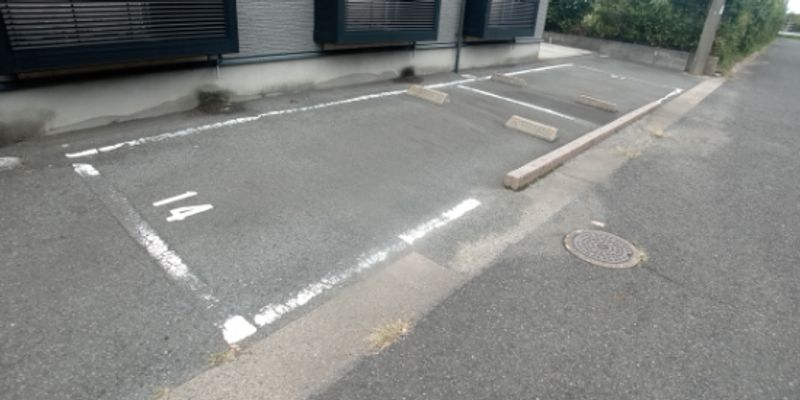 レオパレスユーダイ 駐車場