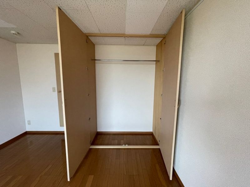 レオパレスフェリス 収納
