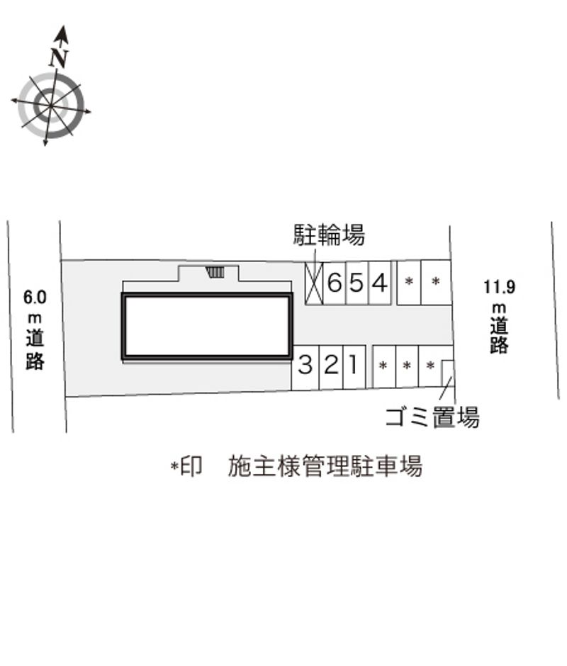 レオパレスフォーチュネイト 駐車場