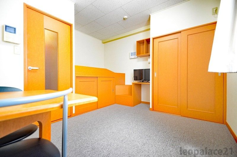 leopalace Tsuru 客厅