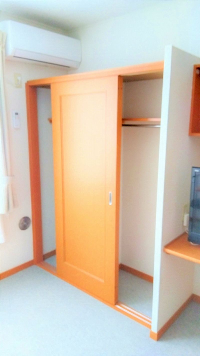 レオパレスエクセル元山　Ⅲ 収納