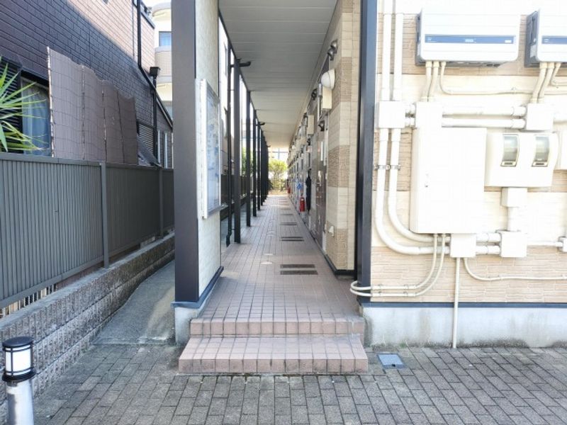 レオパレスイクセン２ ロビー