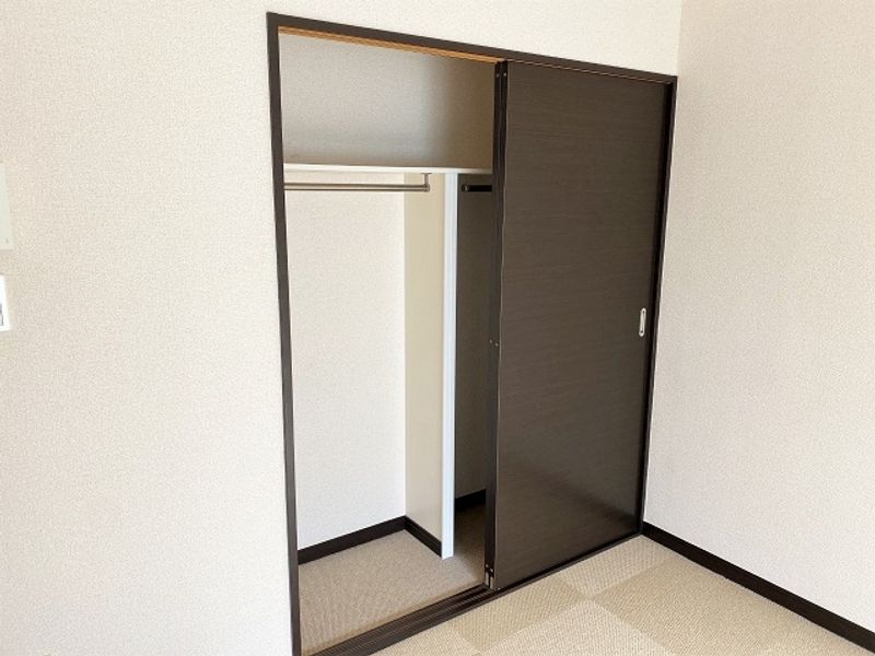 レオネクストハッピーエイトⅡ 収納