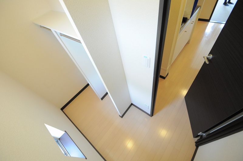 LEONEXT Hirao II Kho lưu trữ