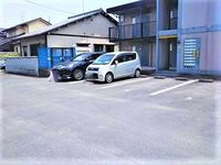 レオパレスそらまめ 駐車場