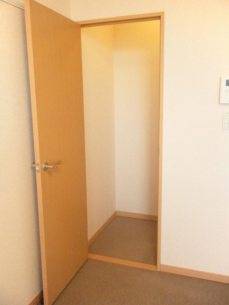 レオパレスボヌール久喜 収納