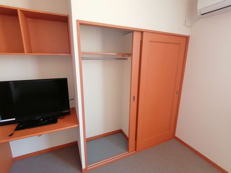 レオパレスルポ 収納