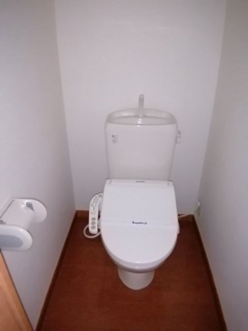レオパレス三色吉Ⅱ トイレ