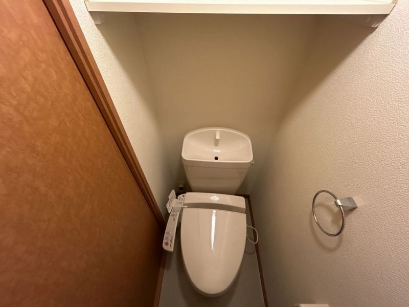 レオパレス西羽貫 トイレ