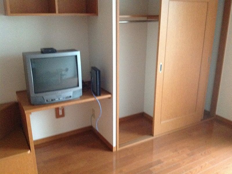 レオパレス宴 居間