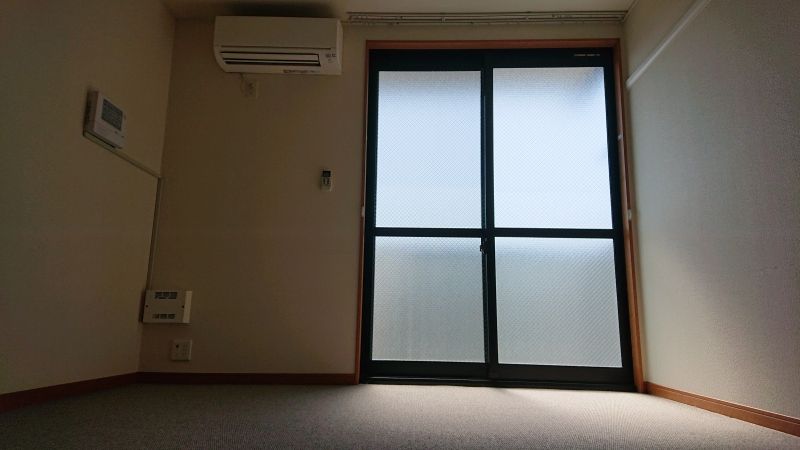 レオパレスレユール樹 居間