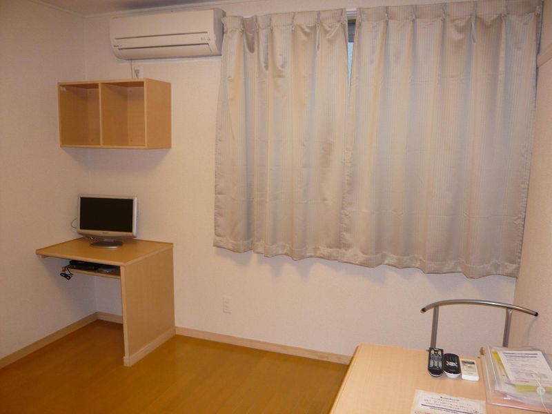 レオネクストＦ　ルミエール　Ⅱ 居間