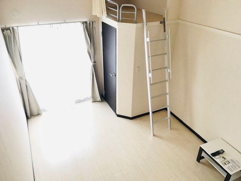 レオネクストクレストタウンＥ 居間