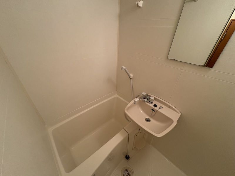 レオパレスアゼリア 風呂