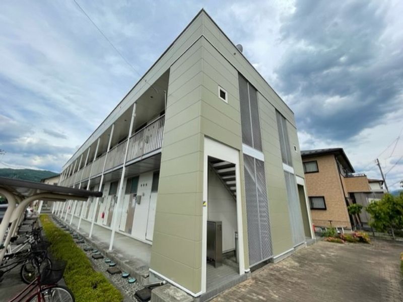 レオパレスコマクサ 外観