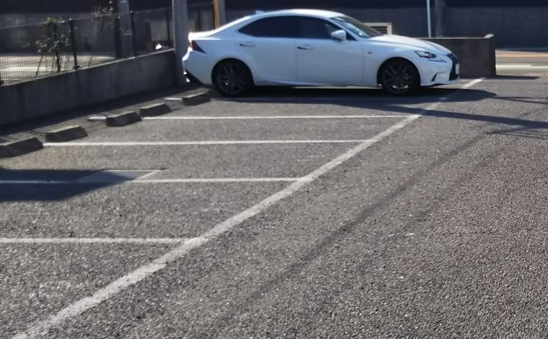 レオパレス宮野木台 駐車場