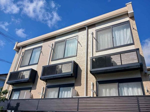 レオパレス岡本山手館 外観