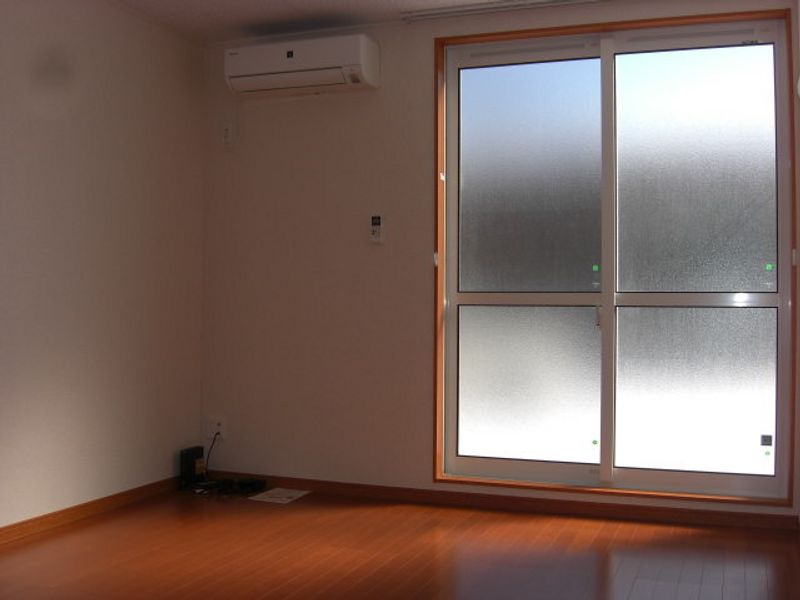 レオパレス五所川原中央 寝室