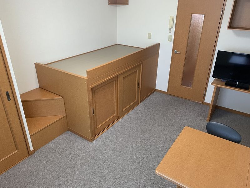レオパレスボヌール 居間