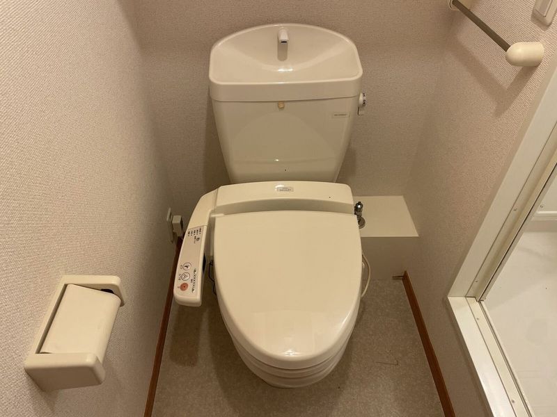 レオパレス光ヒルズ トイレ