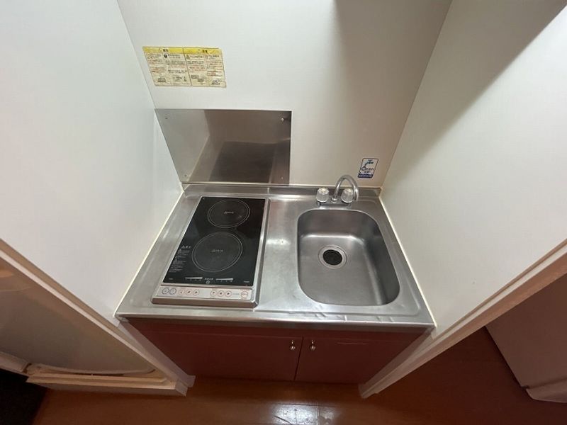 レオパレスピュアタウン キッチン