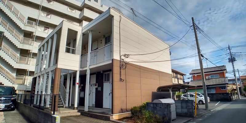 レオパレスエスペラール エントランス