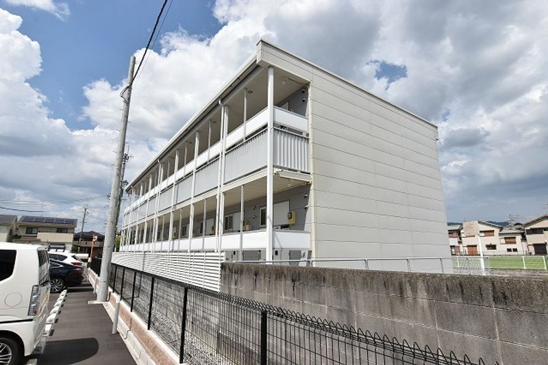 レオパレスナップロイヤル 外観