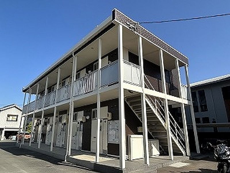 レオパレスドミール　板垣 外観