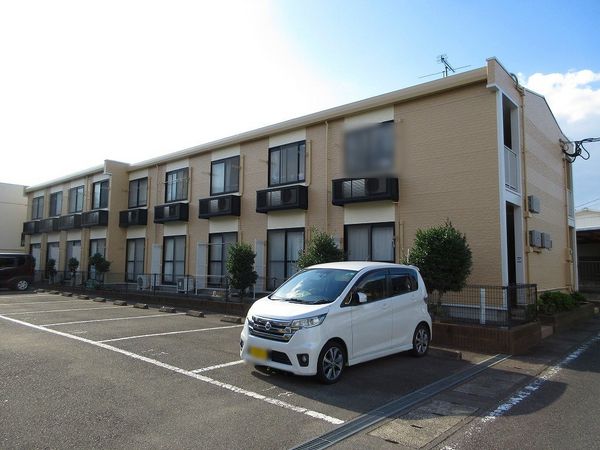 レオパレスグリーン　ウッド 外観