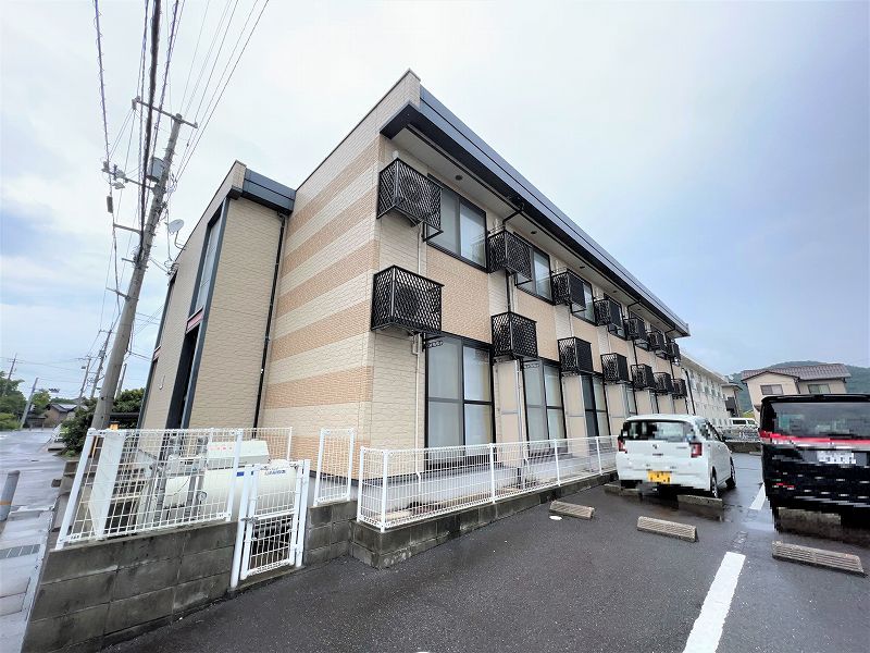 レオパレスヴィラ２ 外観