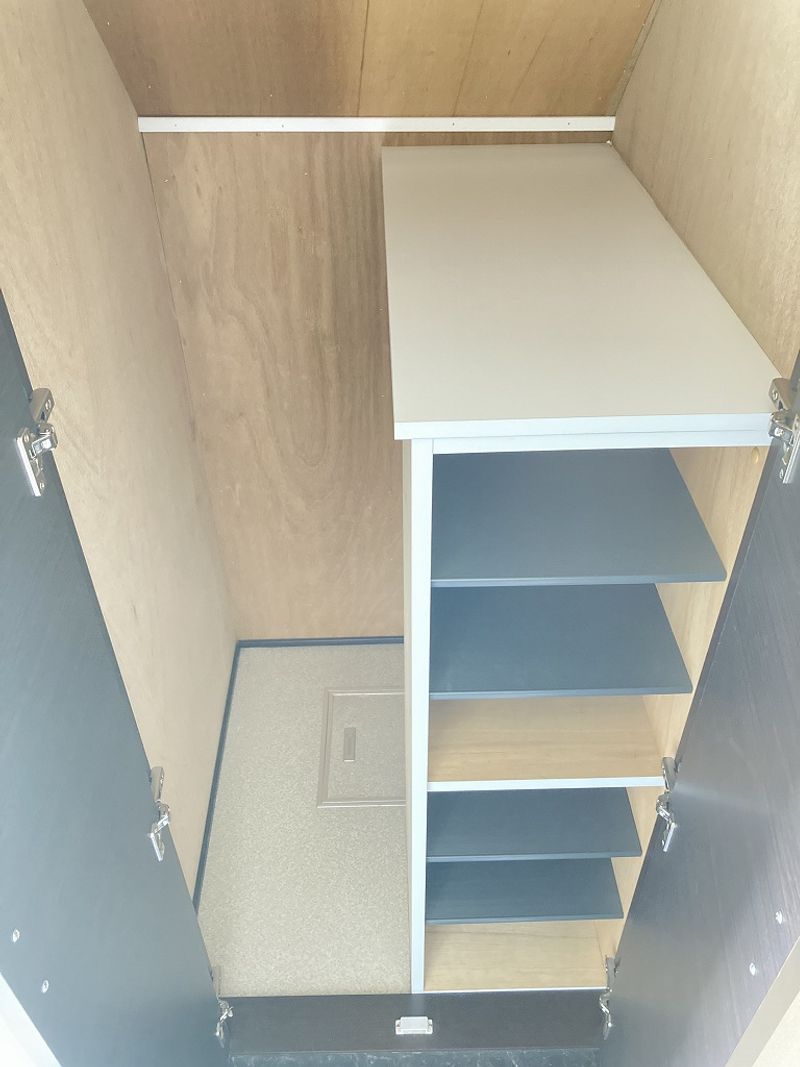 レオネクストＷＥＳＴ　ＳＩＤＥ 収納