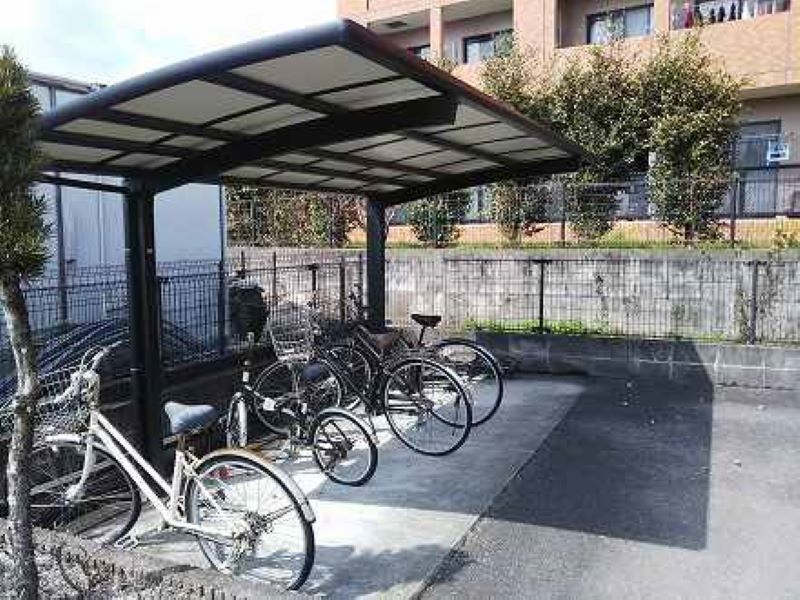 レオパレスアローマ 共用部分