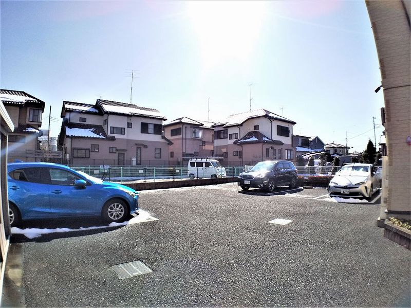 レオパレスＭ＆Ａフォースイ 駐車場