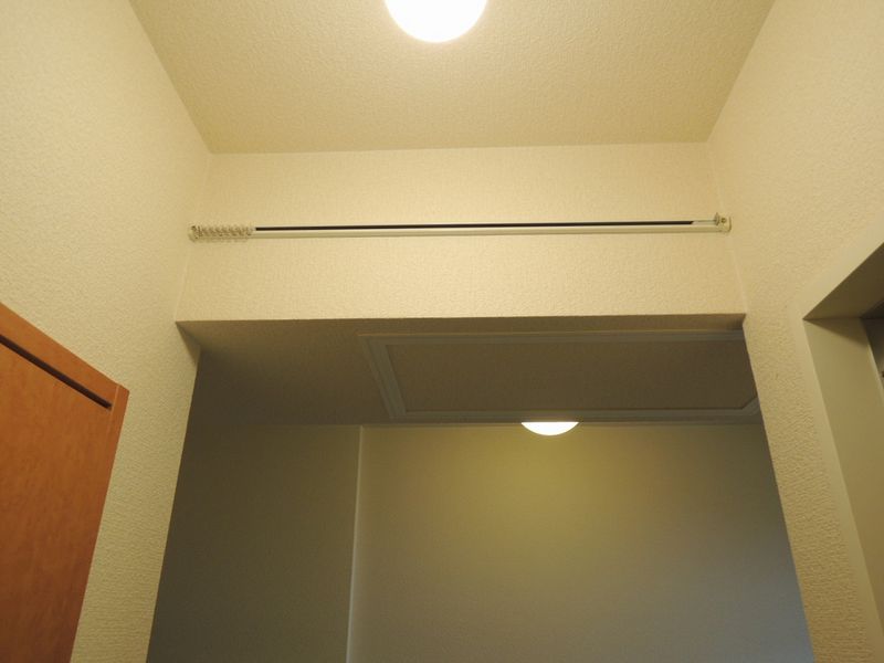 レオパレスセントラル南４条Ａ 玄関