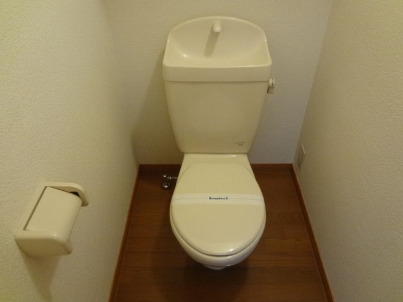 レオパレスみるく トイレ