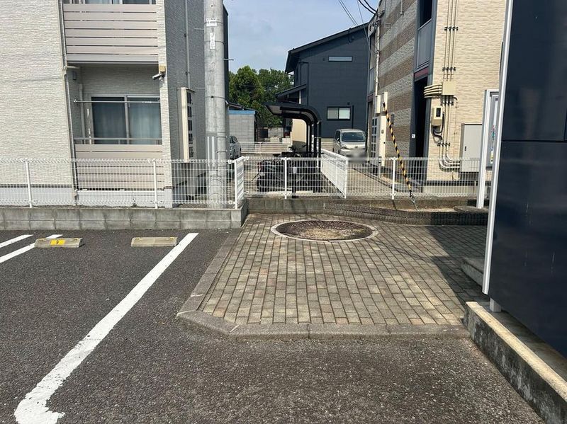 レオパレスセドナ　西福島 エントランス