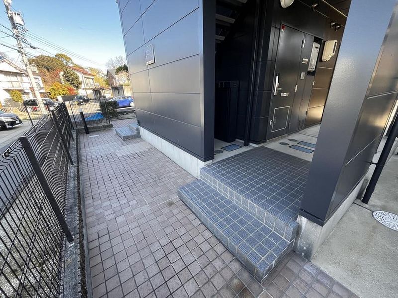 leopalace Eclair Fujitsuka Entrance