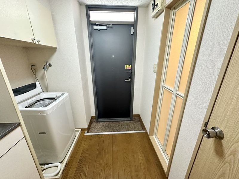 レオパレスリヴェール 玄関