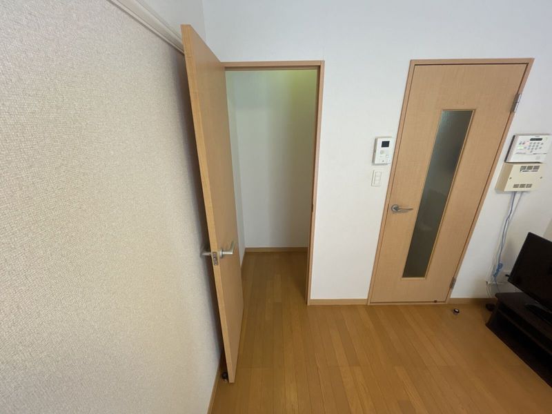レオパレストレディア 収納