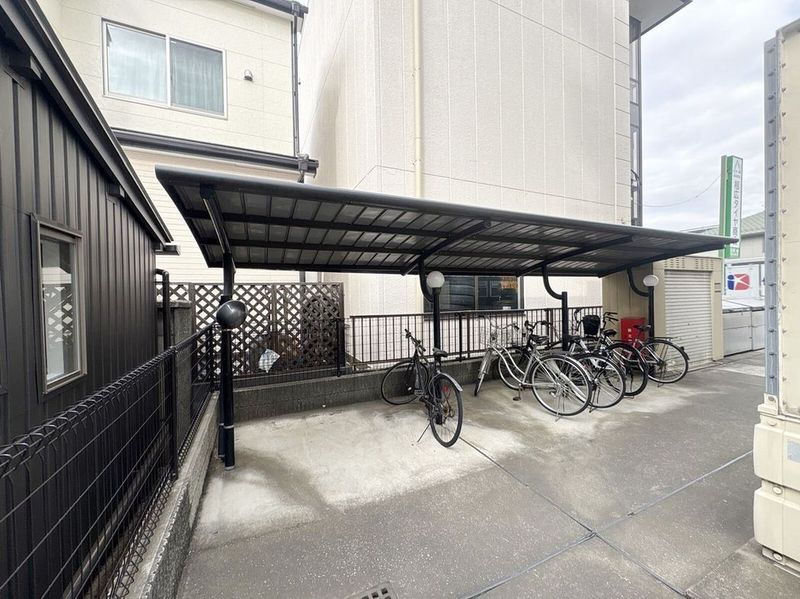 レオパレスエスポワール新宿町 共用部分