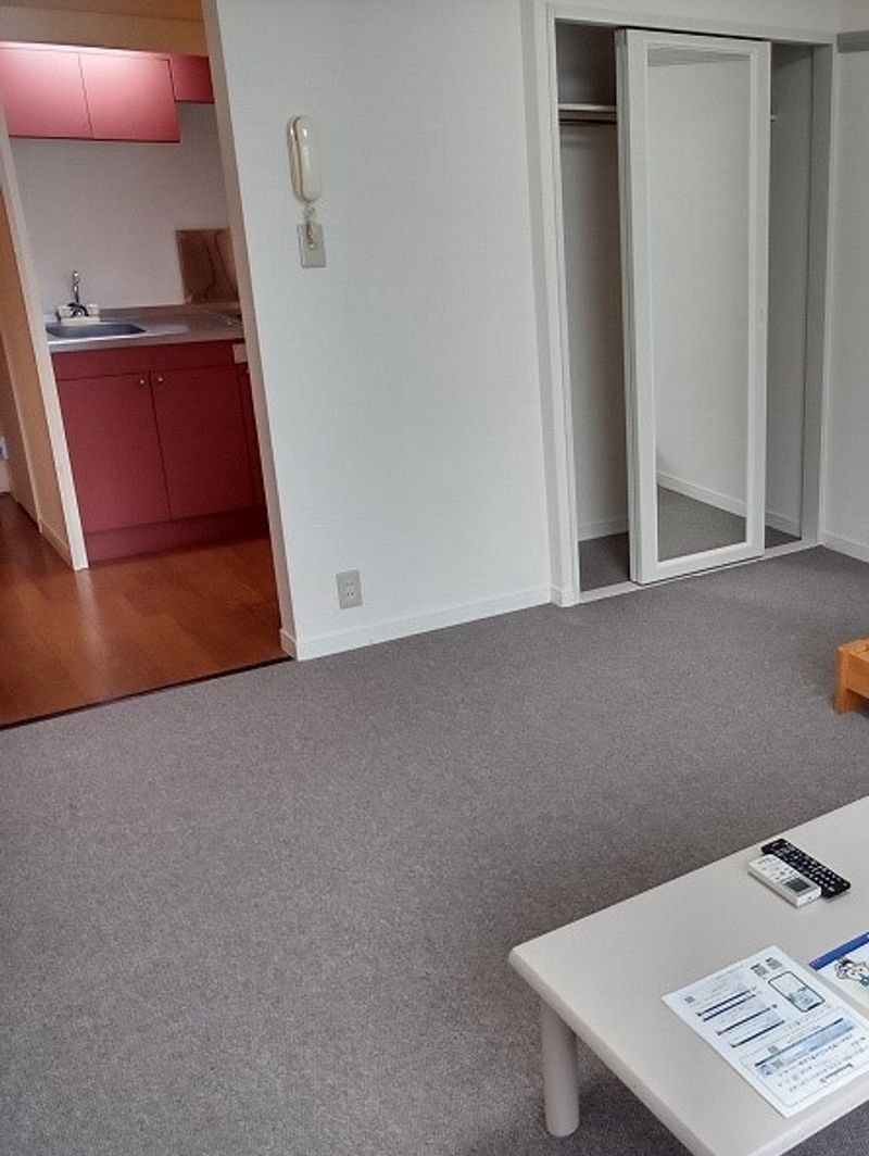 レオパレスバロン 居間
