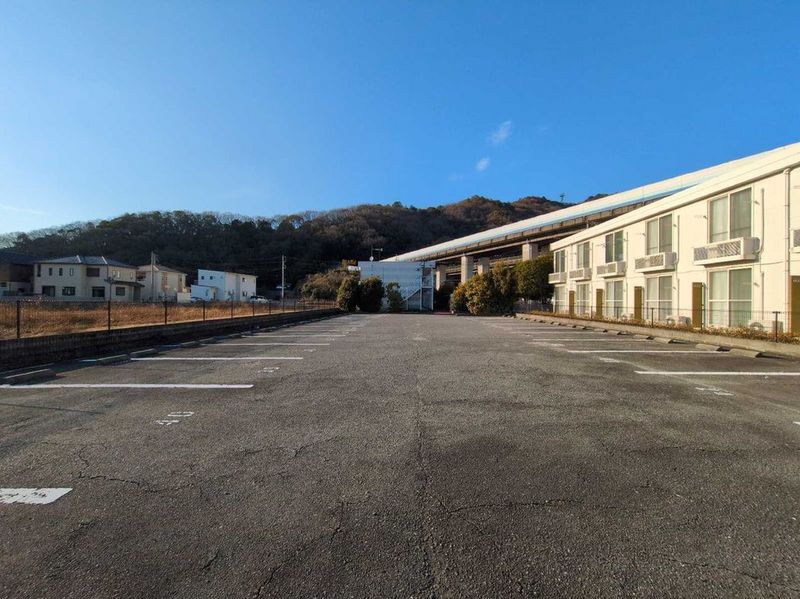 leopalace Sunny Heights 주차장