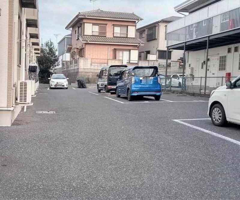 レオネクストグランシエスタ 駐車場