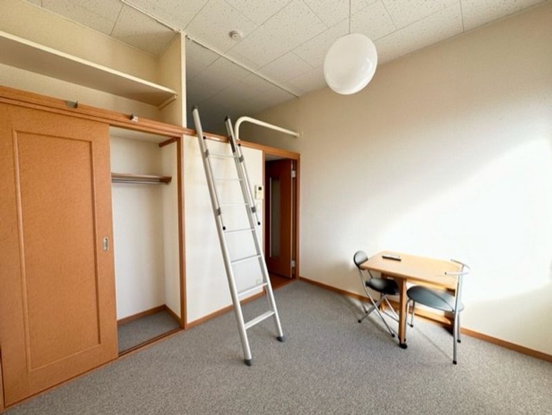 レオパレスバロンⅡ 居間