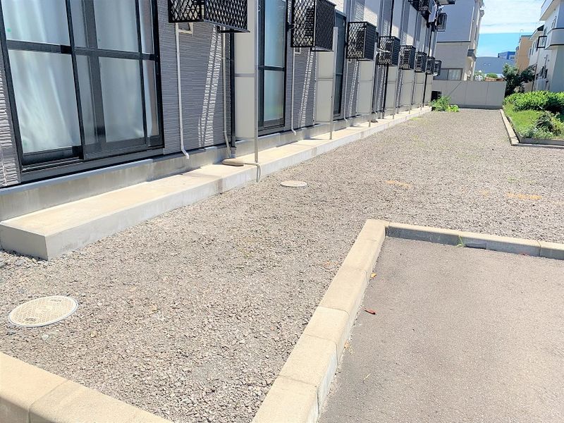 レオパレス烏森 バルコニー
